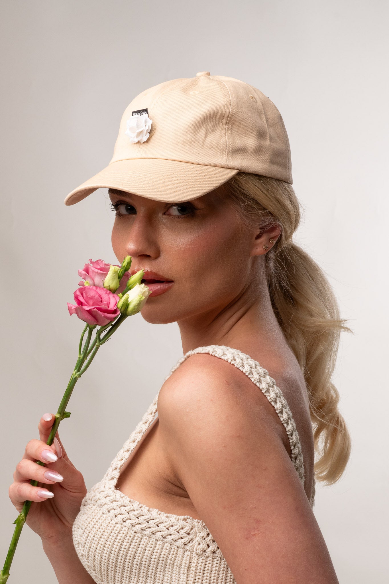 Beige hat & White rose Bundle
